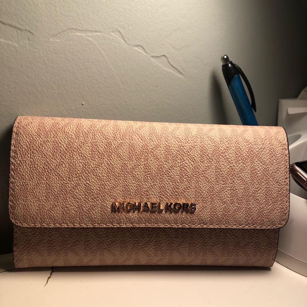 Michael Kira Wallet